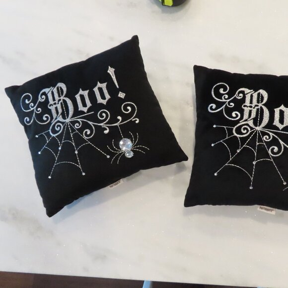 Pier1 Black Velvet Halloween Boo & Spider Pillows - Picture 1 of 7